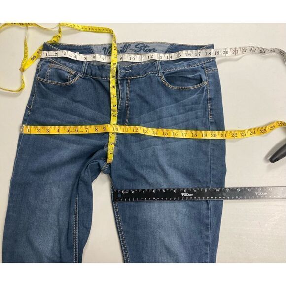 VANILLA‎ STAR, Women’s Jeans, Blue, Size 18, 3 Star Rivets on back - Picture 6 of 6